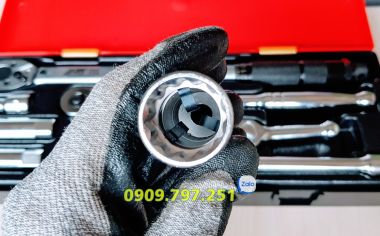 Bộ dụng cụ tháo bugi JTC K3083