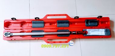 Cần siết cân lực 3/4 550Nm JTC 4938