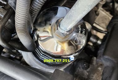 Cảo lọc nhớt xe Mercedes Sprinter