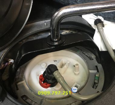 Cảo nắp thùng xăng BMW Mercedes Benz Volvo JTC 4941A