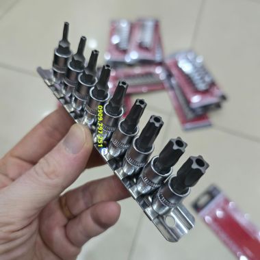 Đầu tuýp sao 5 cạnh có lỗ JTC 3303