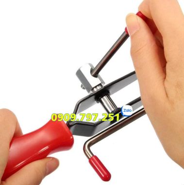 Dụng cụ siết cắt dây đai trục láp ô tô