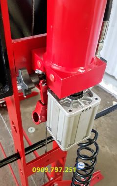 Máy ép thuỷ lực 40 tấn Torin TY40002