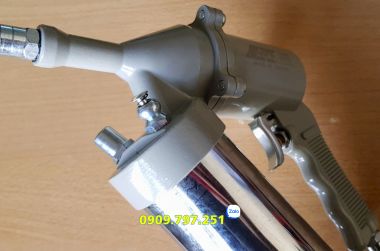 Súng bơm mỡ bò bằng khí nén JTC 3306
