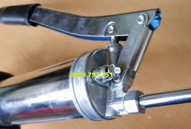 Súng bơm mỡ bò bằng tay JTC 3305