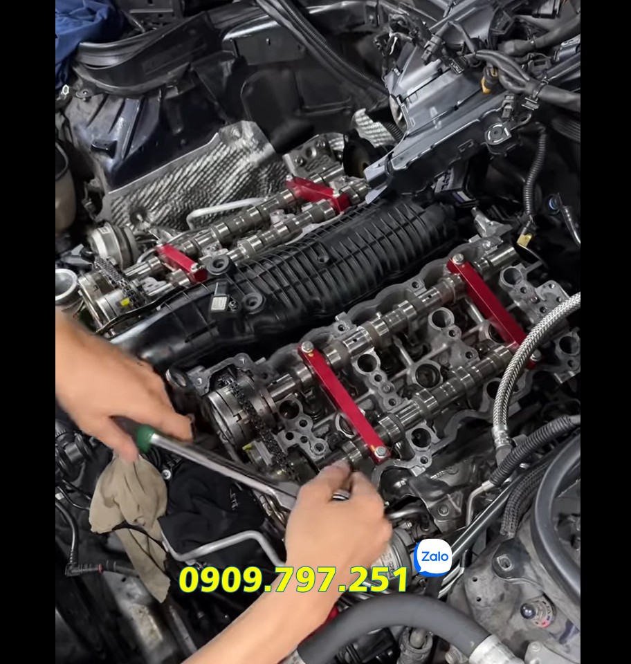Bộ dưỡng cam động cơ Mercedes M157 M276 M278