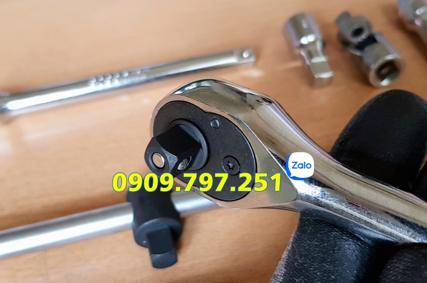 Bộ đầu tuýp 3/8 inch 23 chi tiết JTC K3231