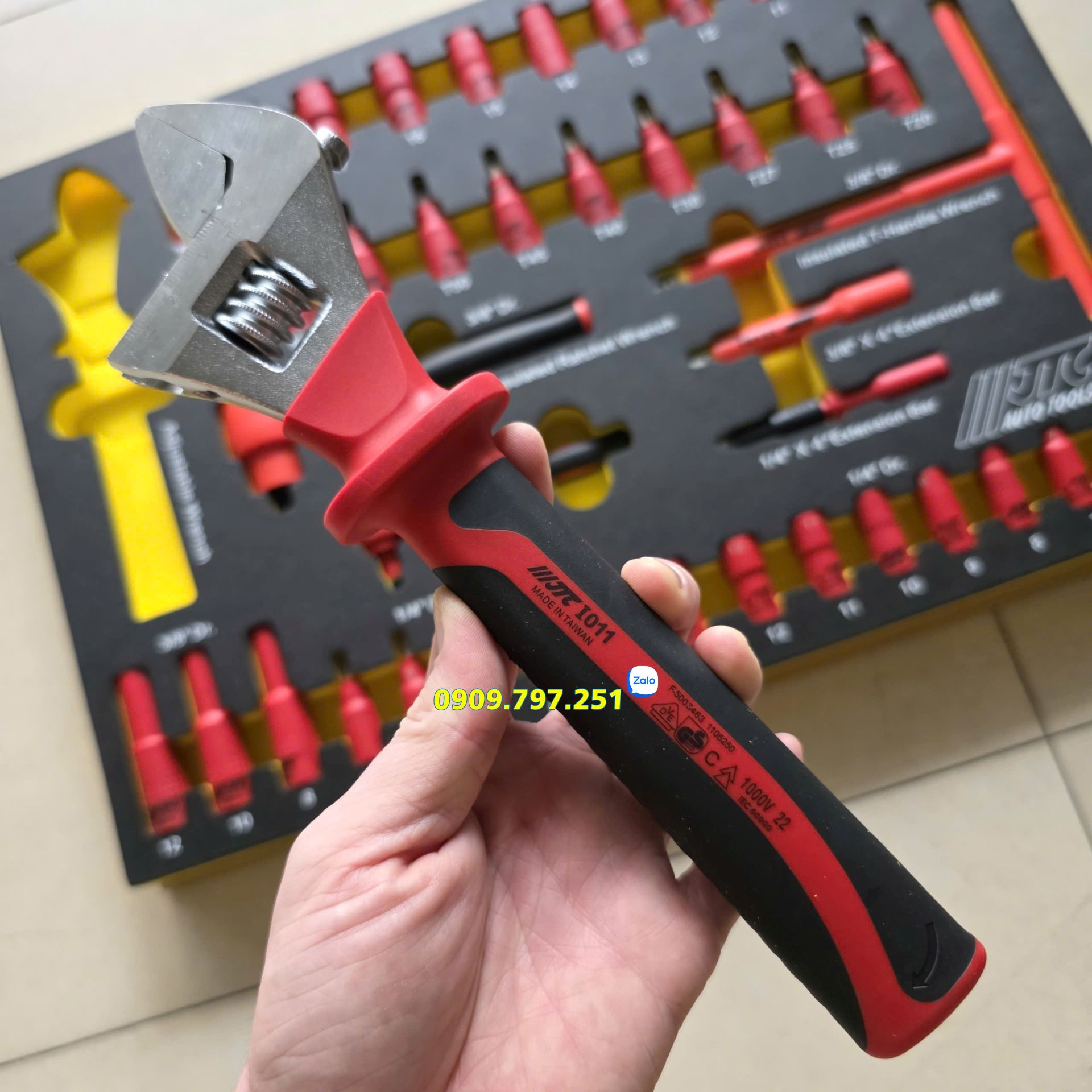 Bộ dụng cụ sửa chữa cách điện 1000V 44 chi tiết JTC I1044