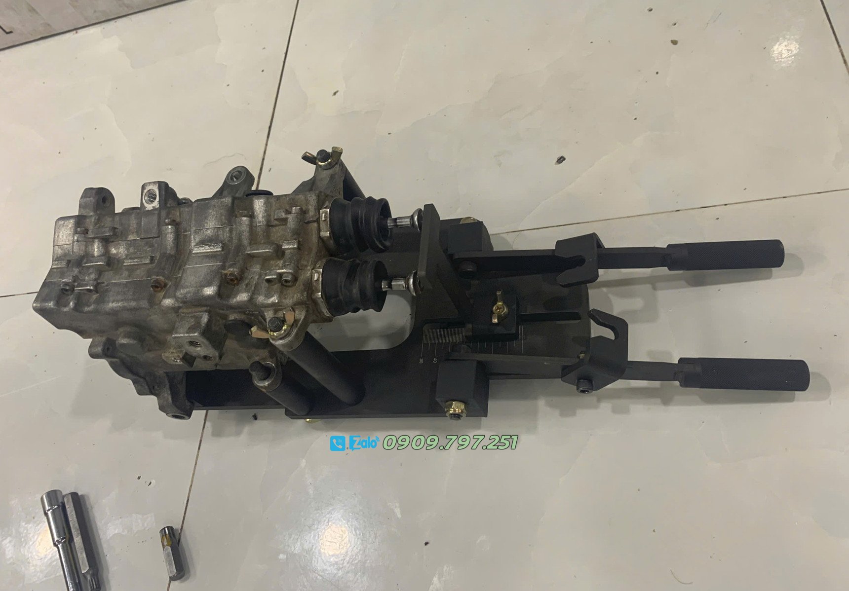 Dụng cụ canh chỉnh bộ kéo côn ly hợp kép DCT xe Hyundai KIA