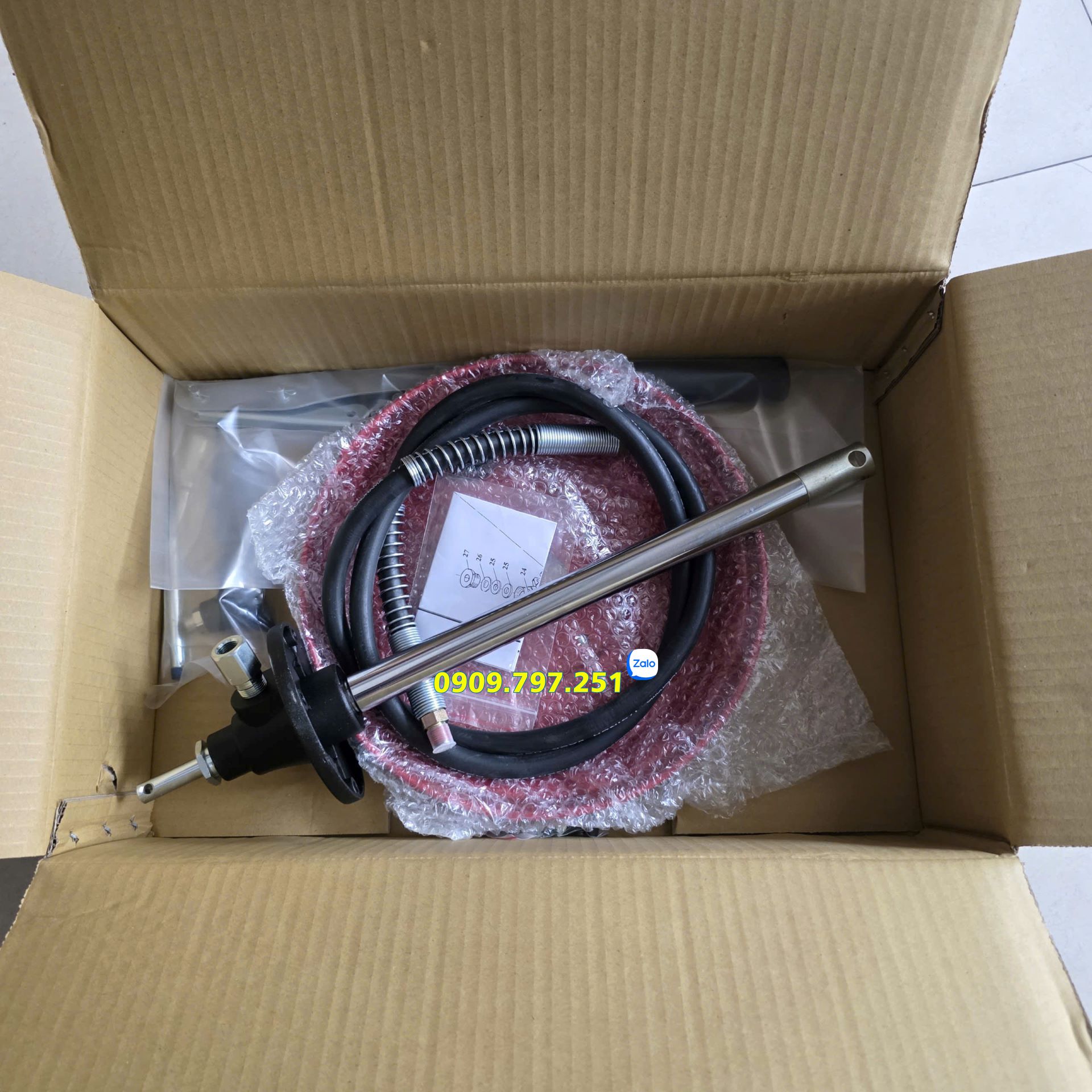 Thiết bị bơm mỡ bò bằng tay thùng 20kg Jolong H20-GS