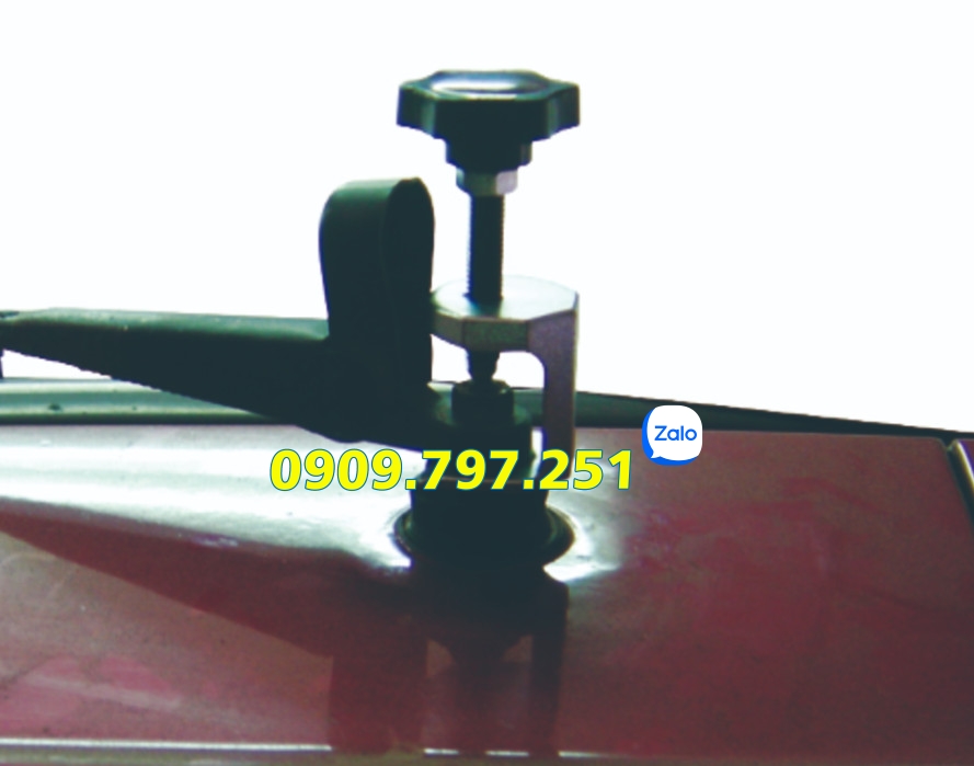 Vam tháo gạt mưa ô tô JTC 1330