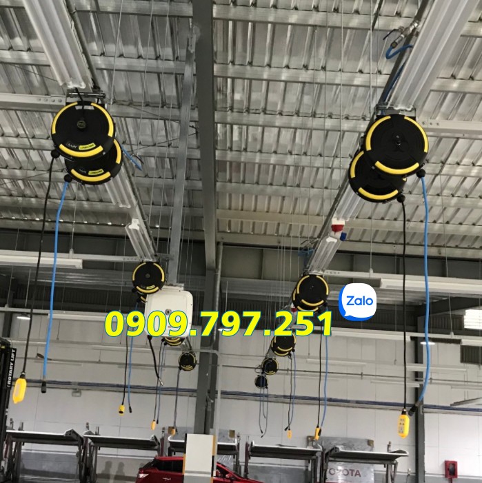 Cuộn dây hơi tự rút 10 mét LUX-A6511