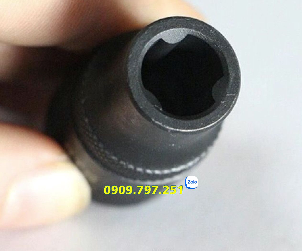 Đầu khẩu 8TS tháo trục cân bằng xe Nissan
