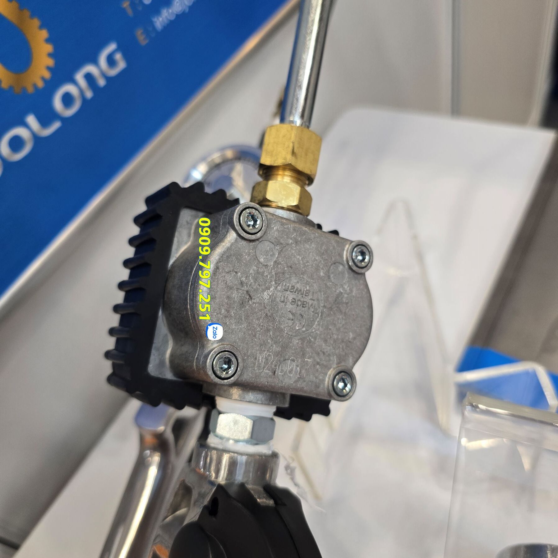 Đồng hồ đo lưu lượng nhớt điện tử Jolong M201