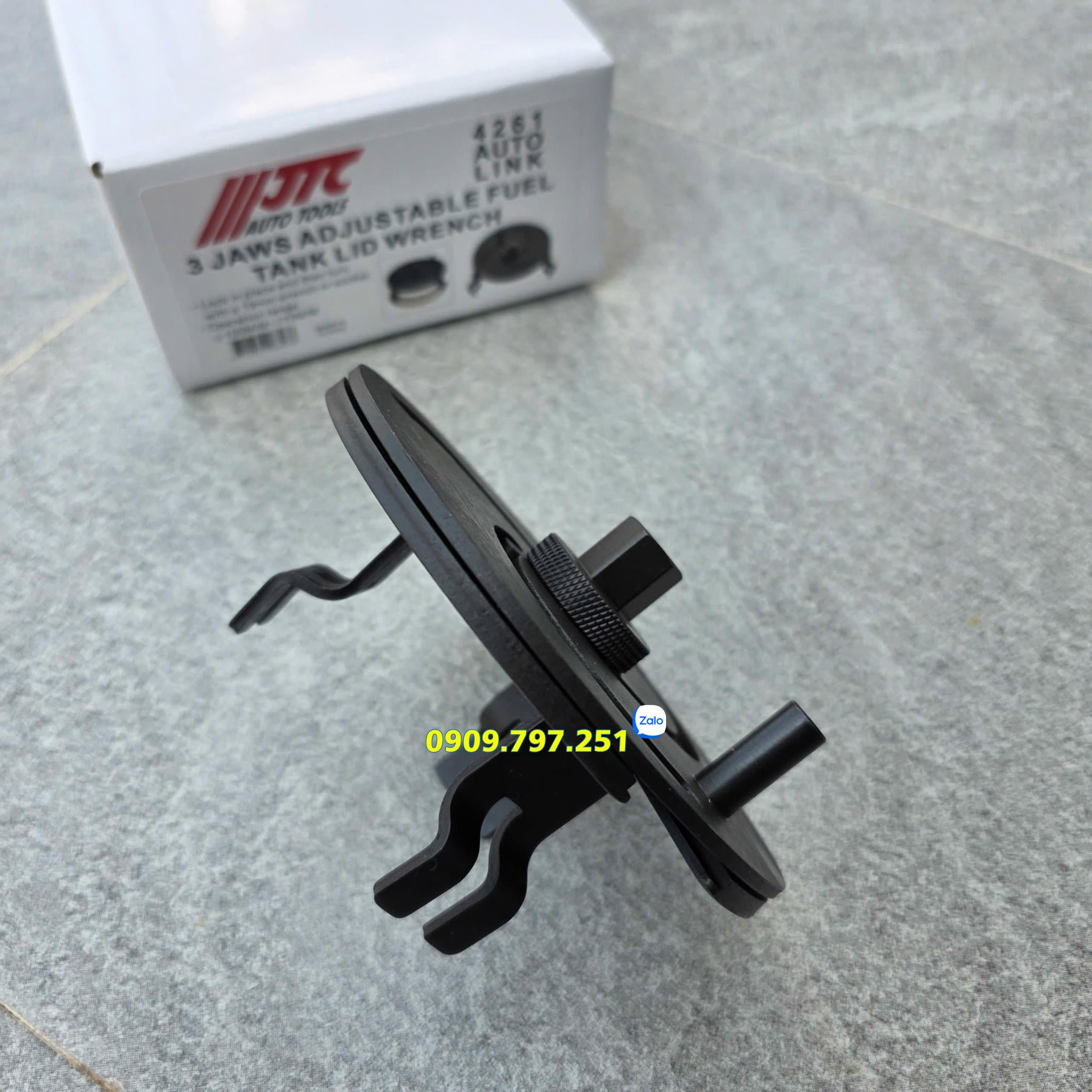 Cảo nắp thùng xăng 3 chân JTC 4261