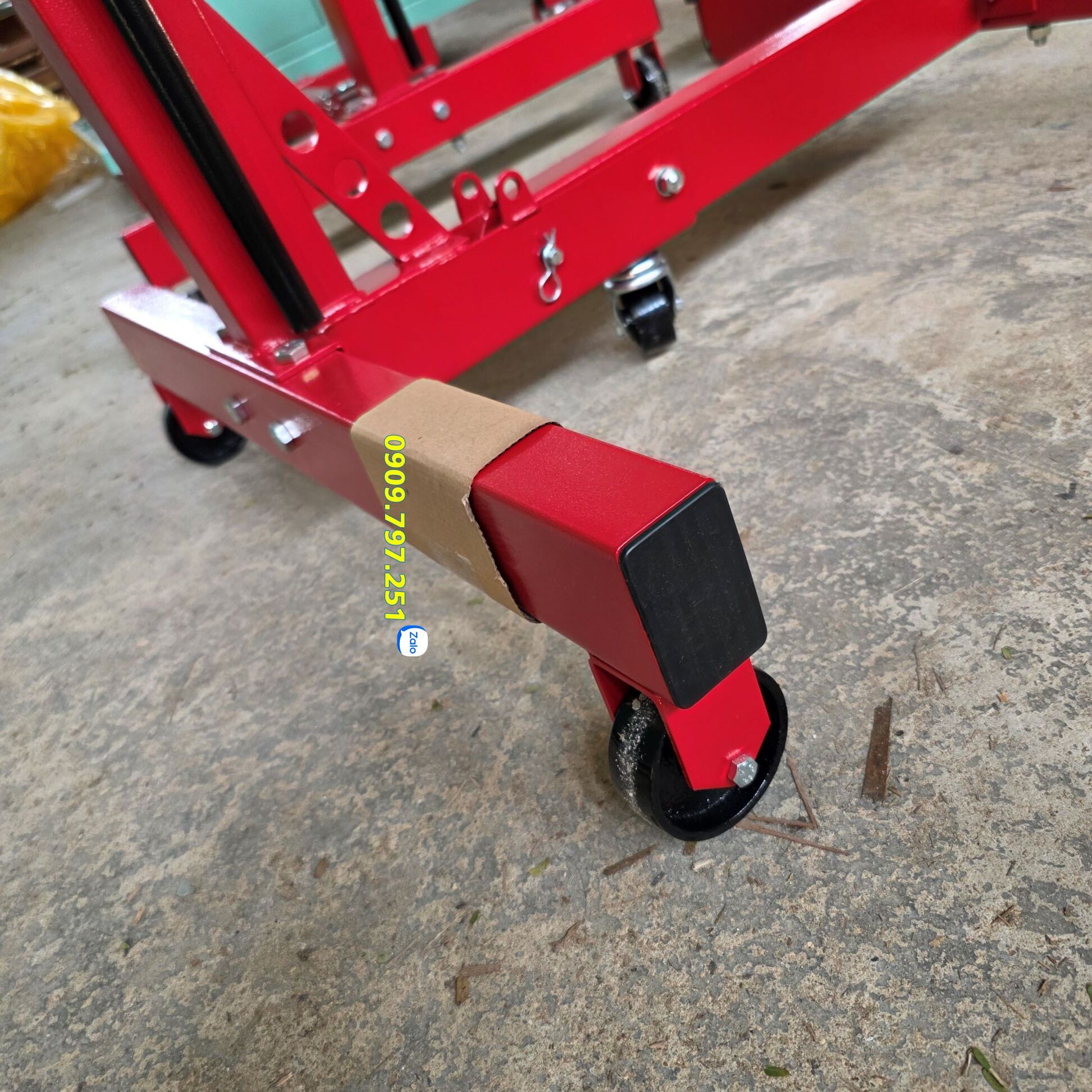 Giá xoay tháo lắp động cơ 680kg Torin T26801