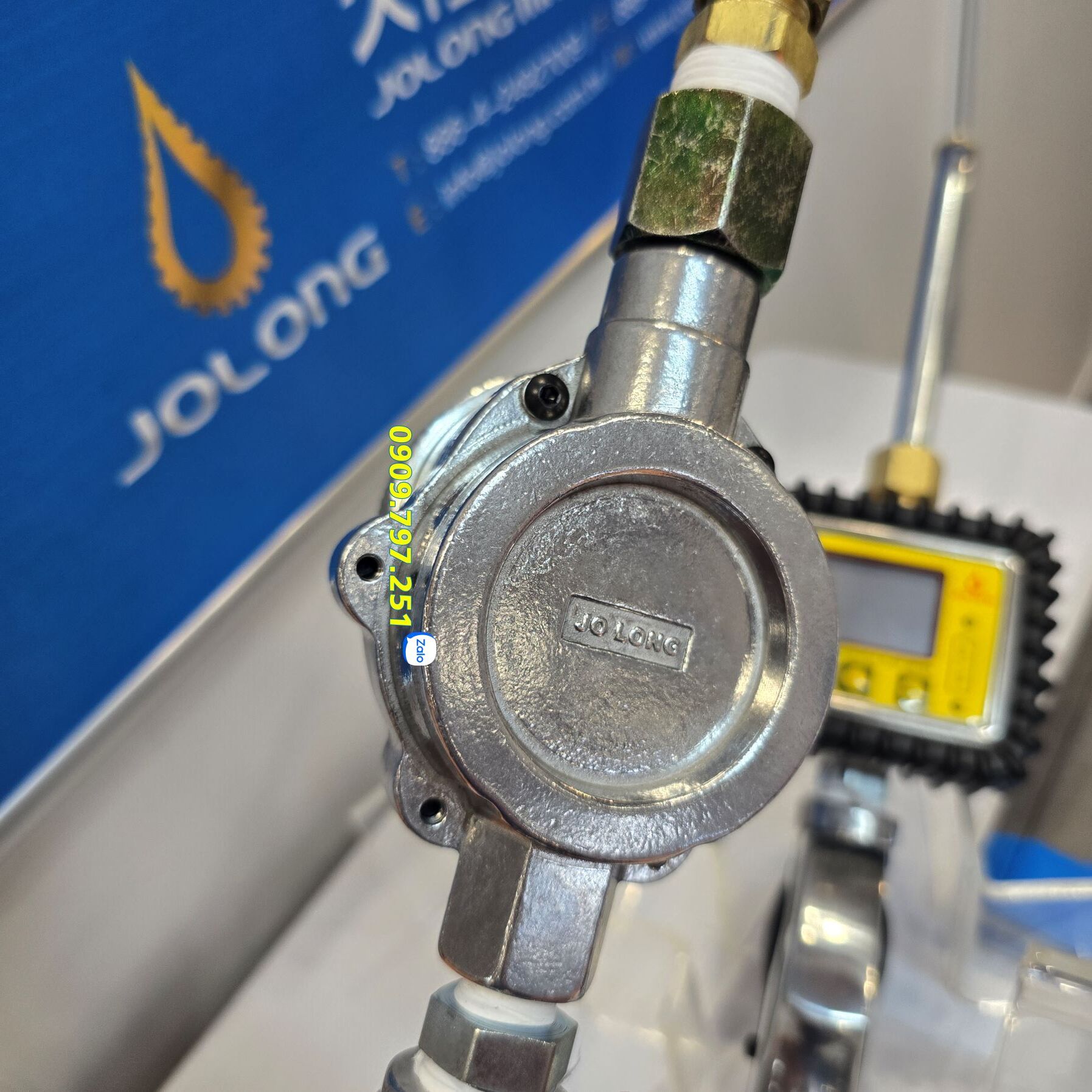 Súng bơm nhớt có đồng hồ đo lưu lượng Jolong G101