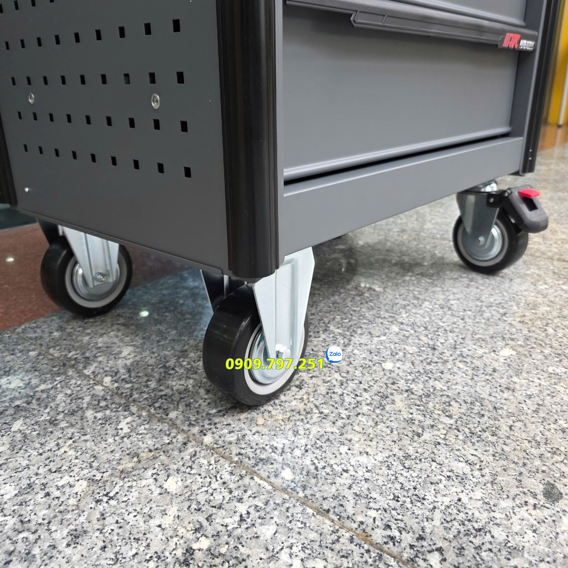 Tủ đựng đồ nghề sửa chữa 7 ngăn JTC 5021